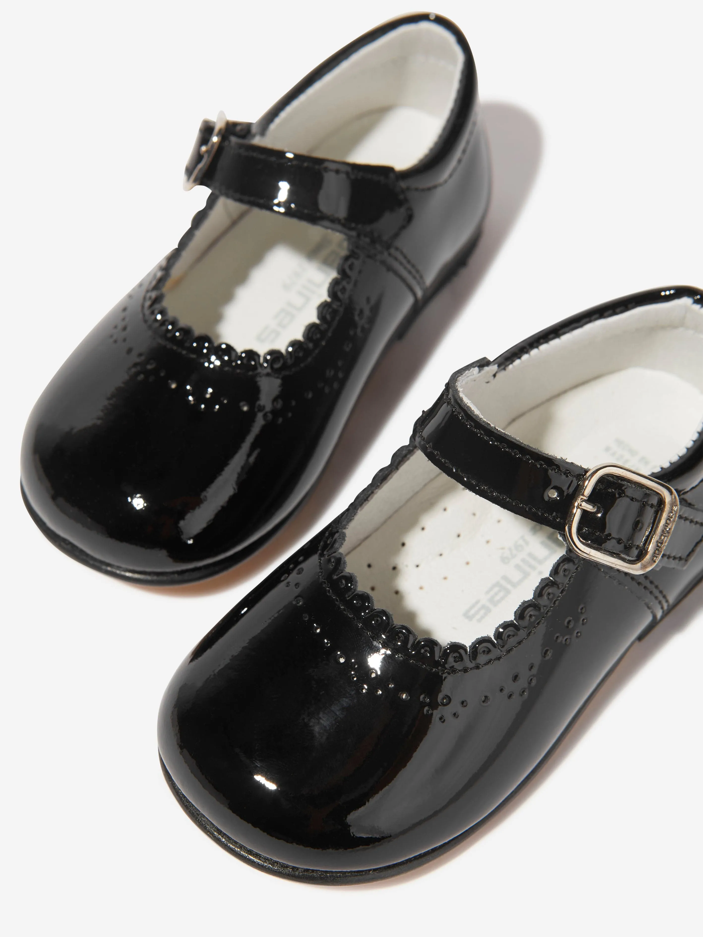 Andanines Girls Mary Jane Shoes in Black