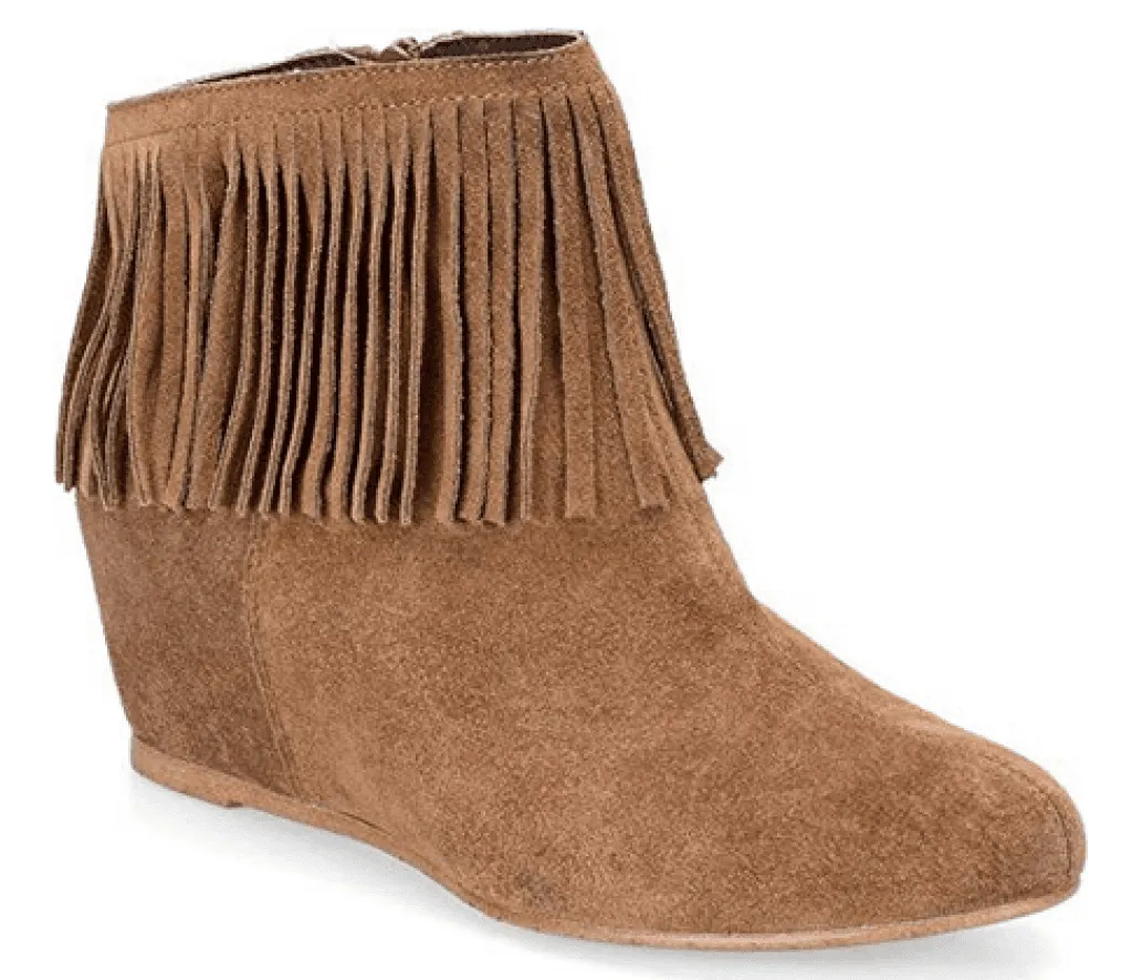 COMFORTIVA Women's •Riverton• Fringed Ankle Boot, Dessert Tan  Suede 8M