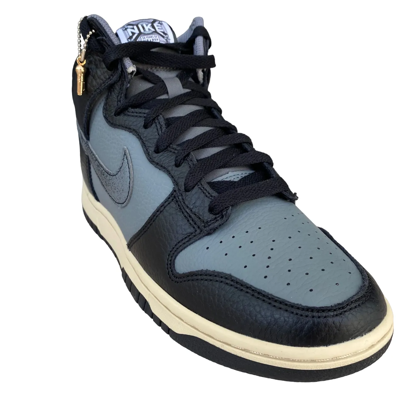 Nike Dunk Hi Retro Premium men's high-top sneakers shoe DV7216-001 gray black