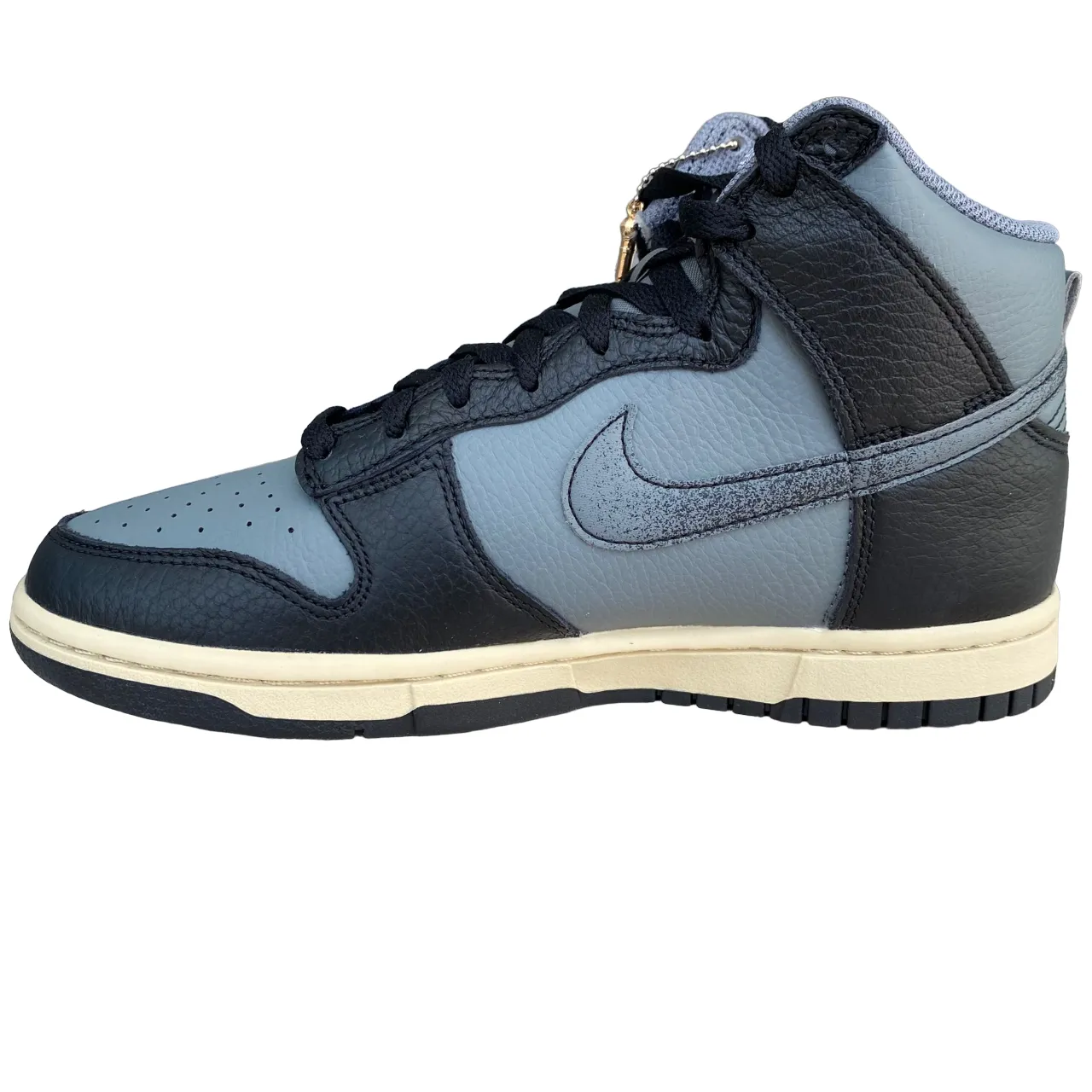 Nike Dunk Hi Retro Premium men's high-top sneakers shoe DV7216-001 gray black