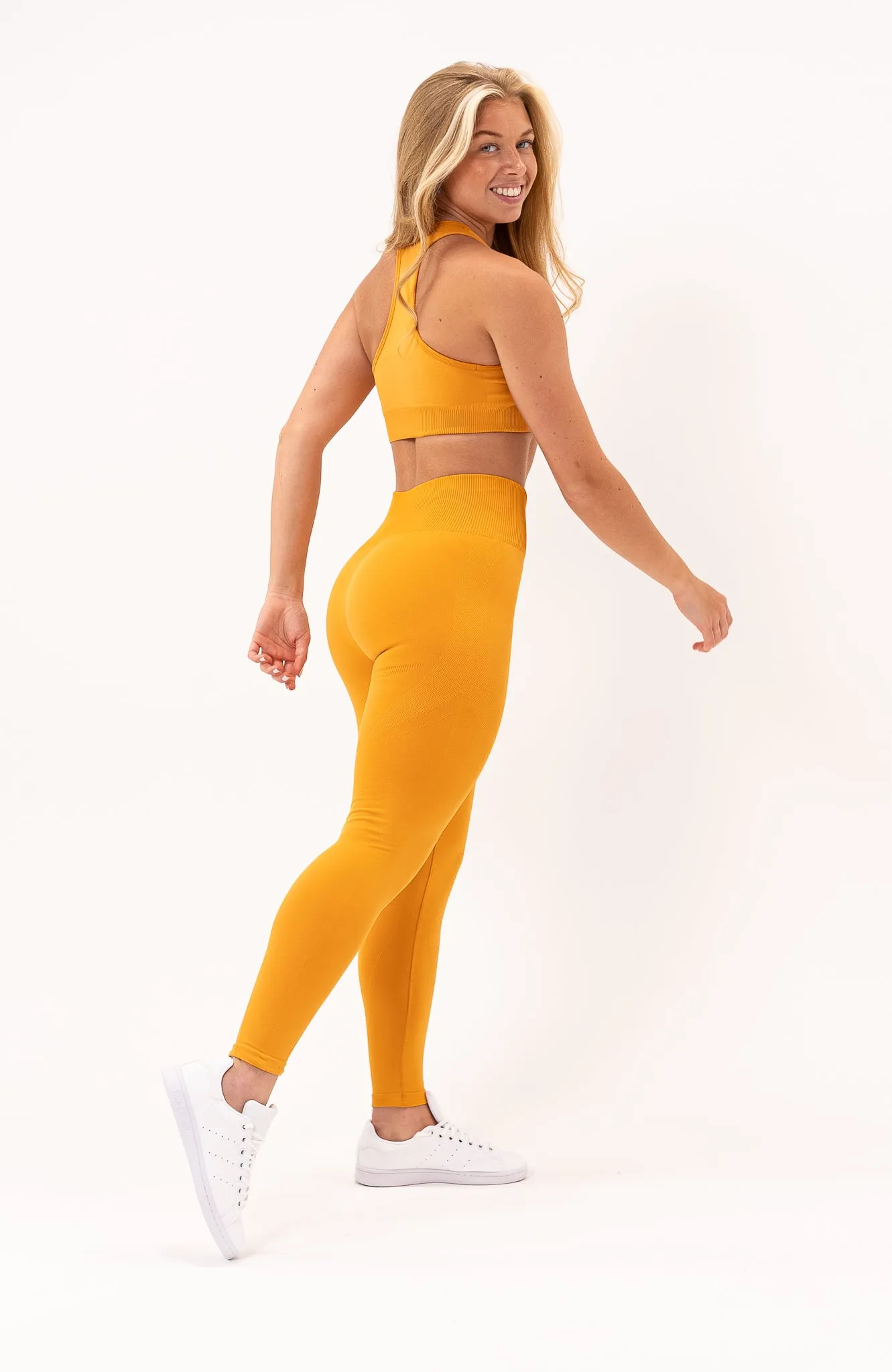 Unlimited Seamless Leggings & Sports Bra Set - Orange